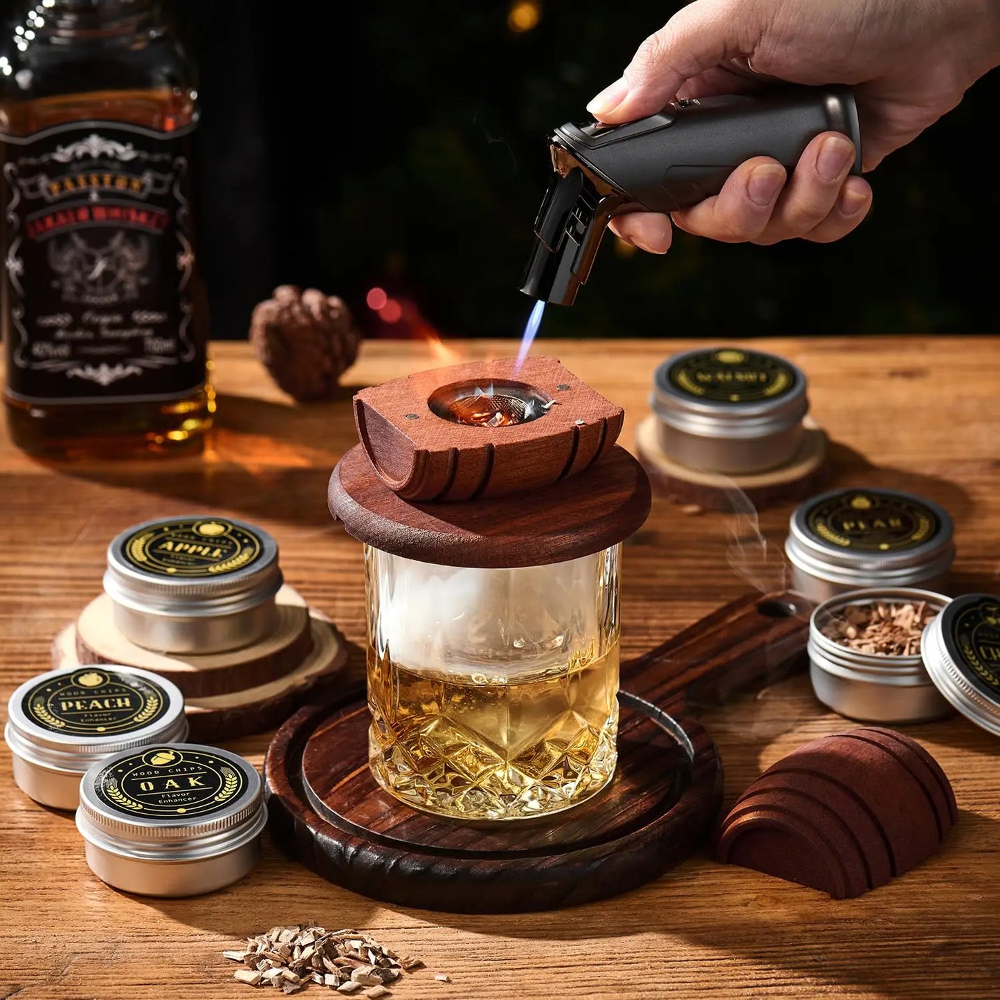 Big cocktail smoker set - Hållaren formad som en whiskytunna med 6 olika smaker med tillbehör